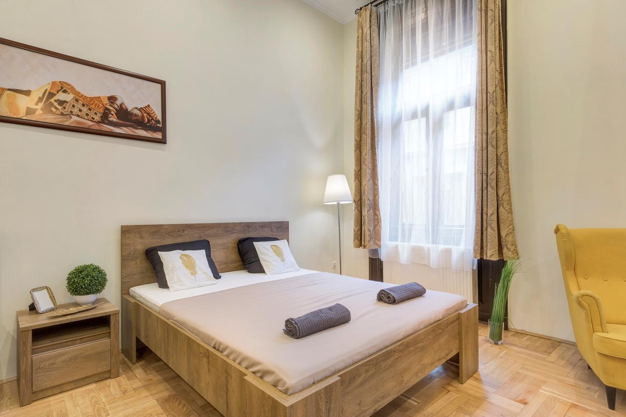 Real Apartments Klauzal Budapest Ngoại thất bức ảnh