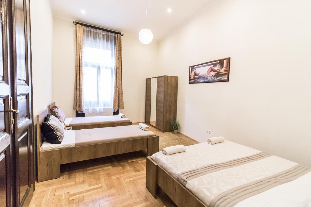 Real Apartments Klauzal Budapest Ngoại thất bức ảnh